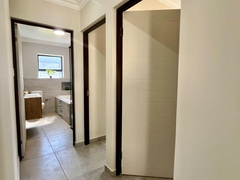 3 Bedroom Property for Sale in Reebok Western Cape